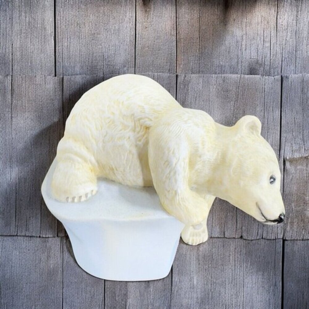 1982 Franklin Mint Brrrrr! Polar Bear Figurine by Eva Dalberg Porcelain Ceramic